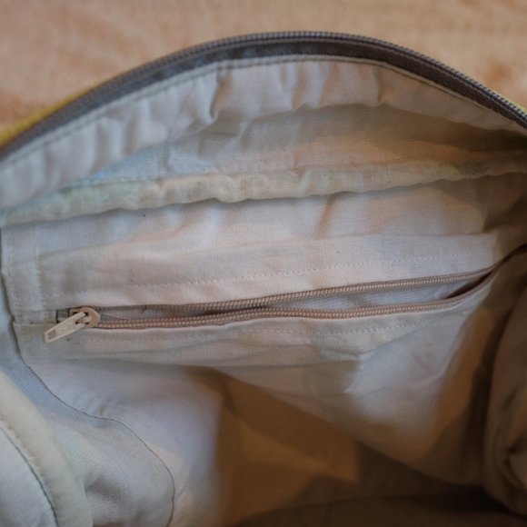 Guatemalan-made Crossbody Bag - Picture 6 of 12